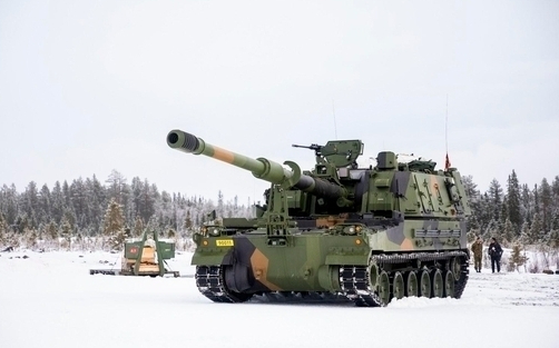 K9 자주포의 핀란드/노르웨이 수출 성공 비결: 추운 북유럽을 사로잡은 ‘가성비와 신뢰성’ 분석